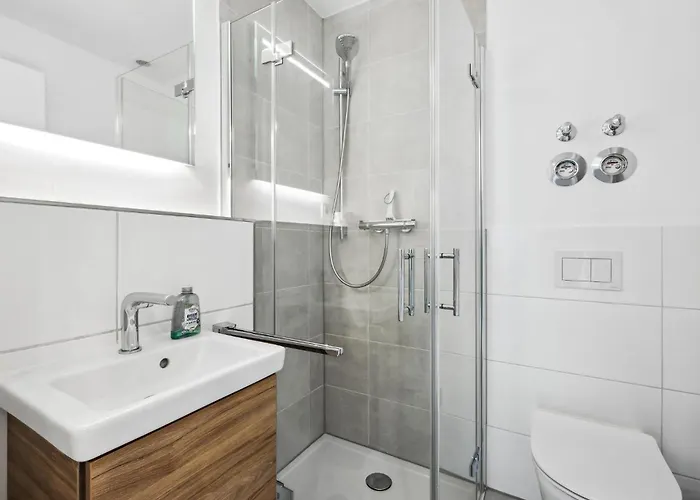 2 Bedroom Awesome In * Tossens